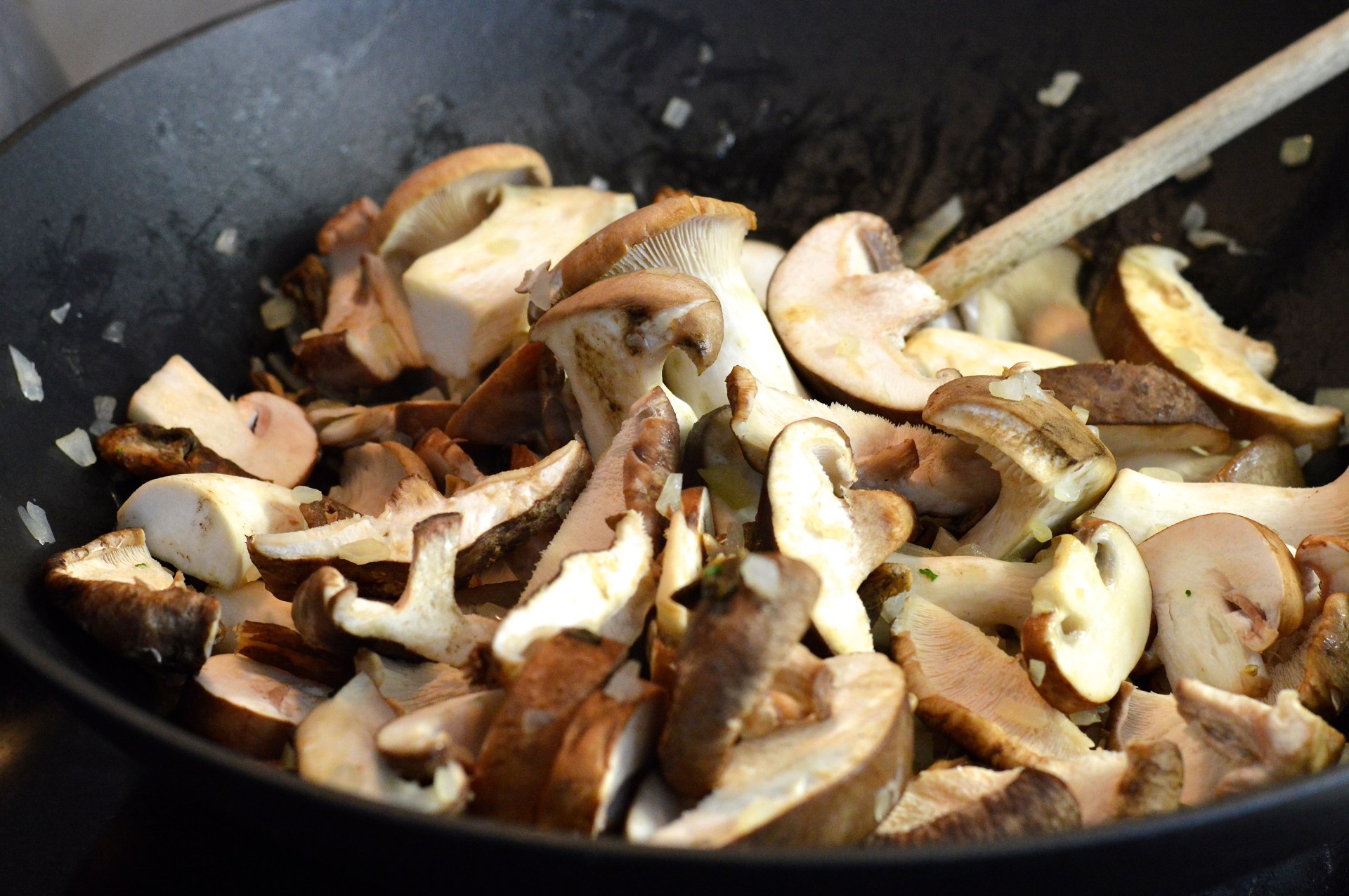 Sauteing mushrooms