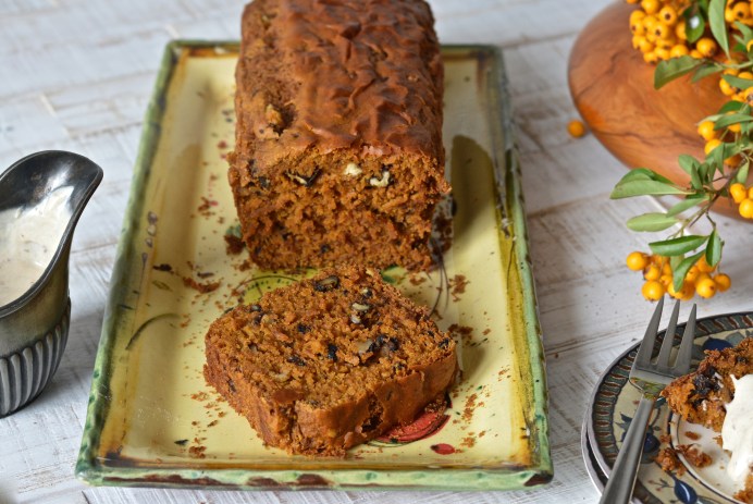 Pumpkin walnut loaf (vegan)