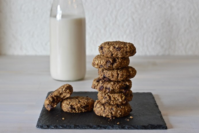 Apple oatmeal chocolate chunk cookies