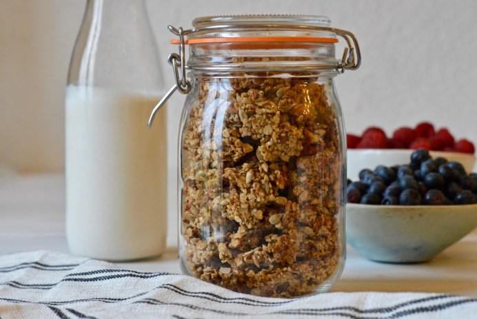 Hemp heart granola