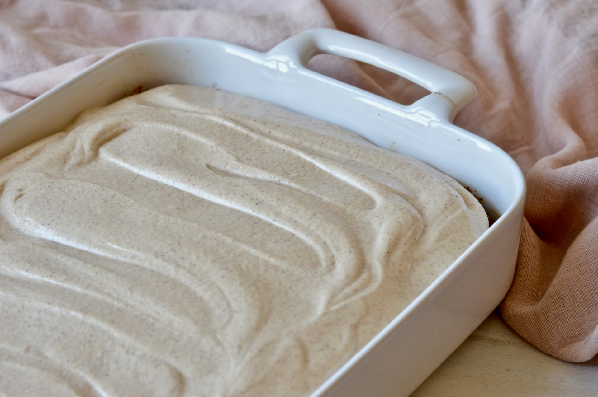 Macadamia and cashew frosting.